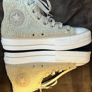 Converse Chuck Taylor Lift Hi Reverse Sherpa Cream Platform — Women’s Size 9